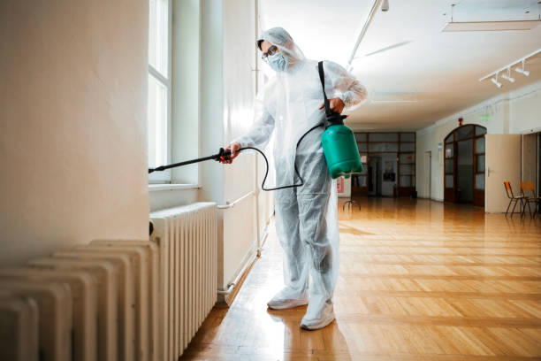 Best Best Pest Control Companies  in Eagle Lake, WI